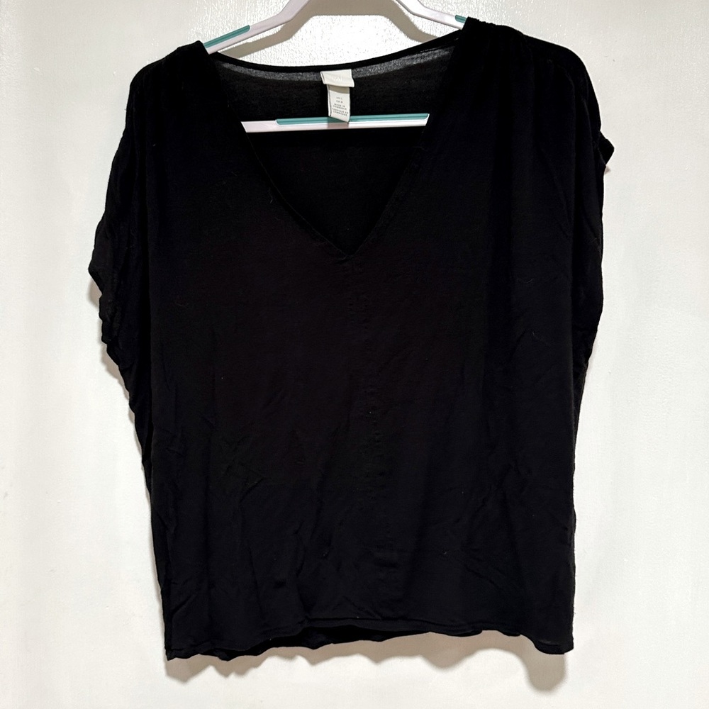H&M Black V-Neck boxy Women's Top Size Large